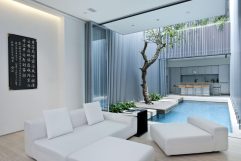 piscine intérieur exterieur luxe